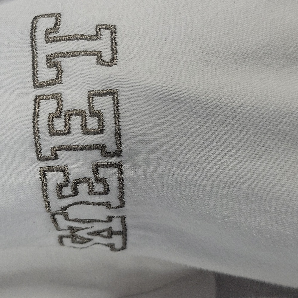 Disney White Hoodie with Winnie‎ the Pooh and Friends Medium - Picture 3 of 12